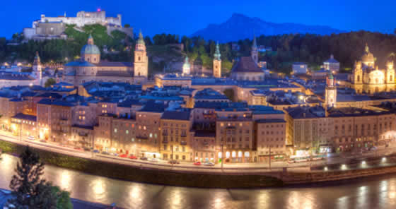 Salzburgo de noche